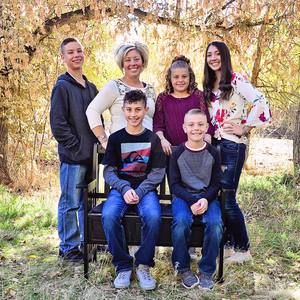 Meet your Posher, Lacey